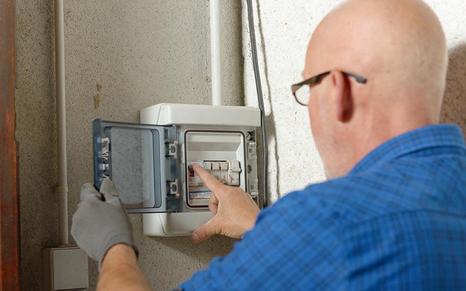 tarif d'un électricien La Courneuve